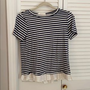 Striped Clu t shirt with ruffle and tie back. XS
